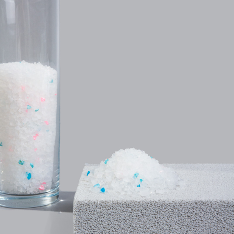 Vrhunski vodič za Crystal mačji pijesak: prednosti, korištenje i savjeti za održavanje